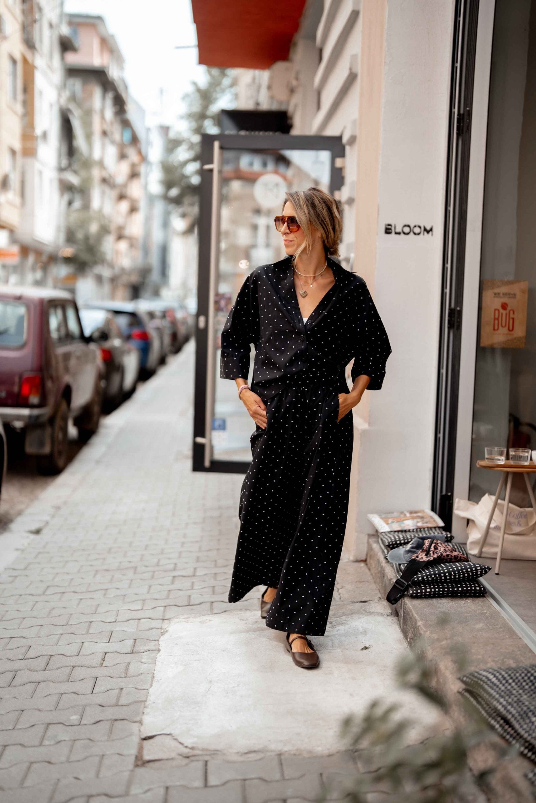 Комплект дълъг черен панталон с риза NERA