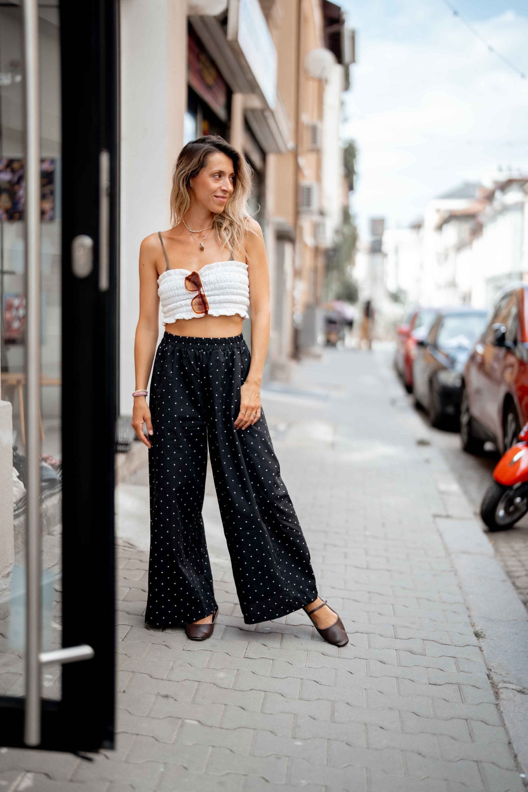 Комплект дълъг черен панталон с риза NERA