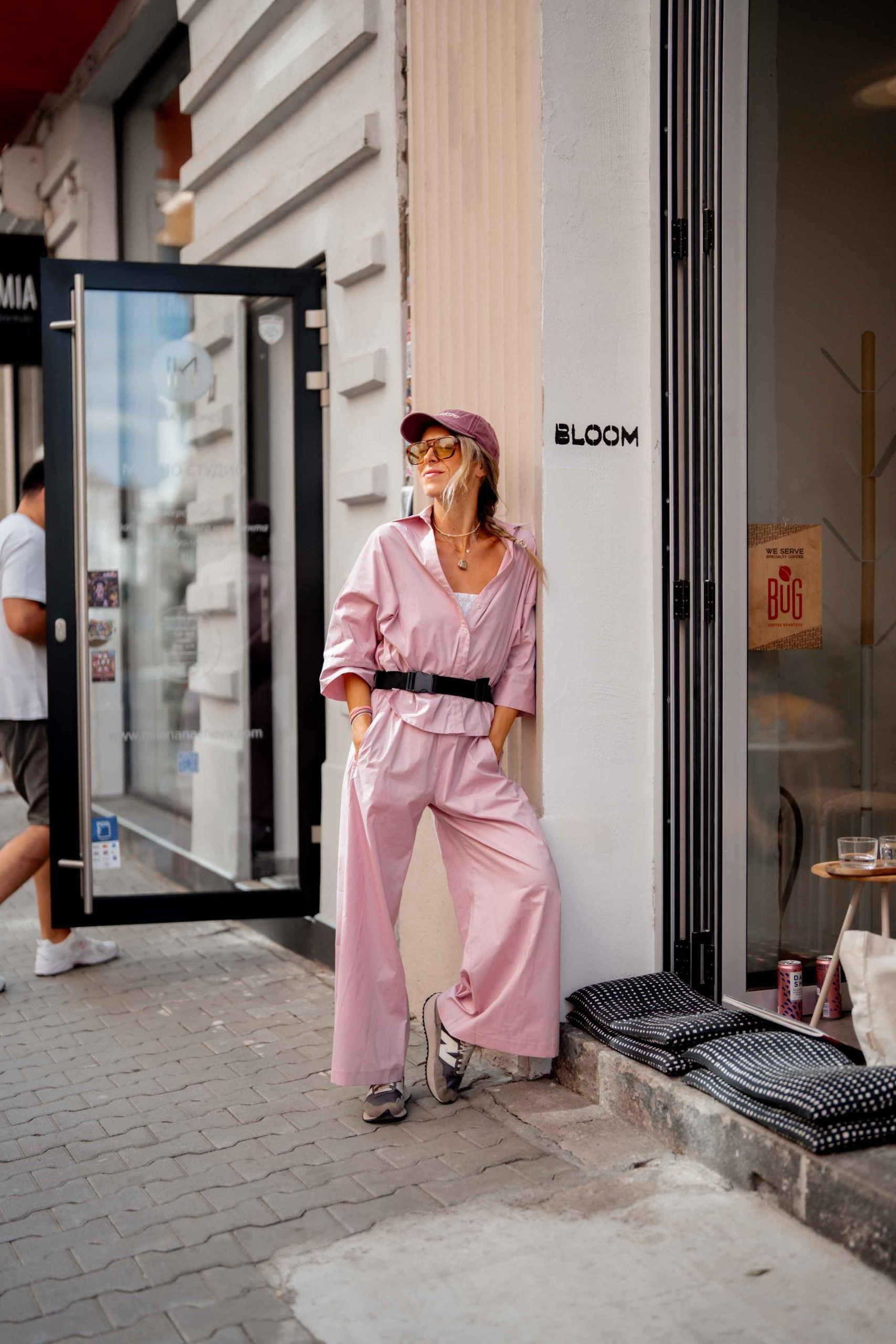 Розов комплект с панталон и риза RUBY