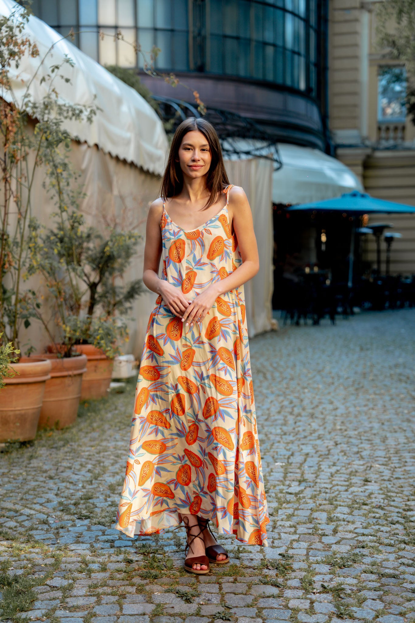 Дълга рокля с тънки презрамки SOLANA