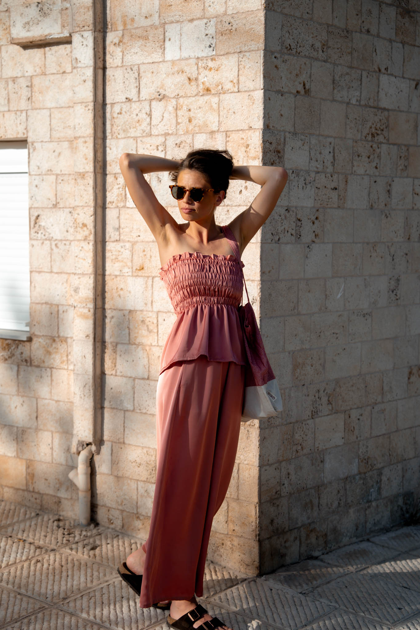 Розов сатенен комплект панталон и бюстие AURORA