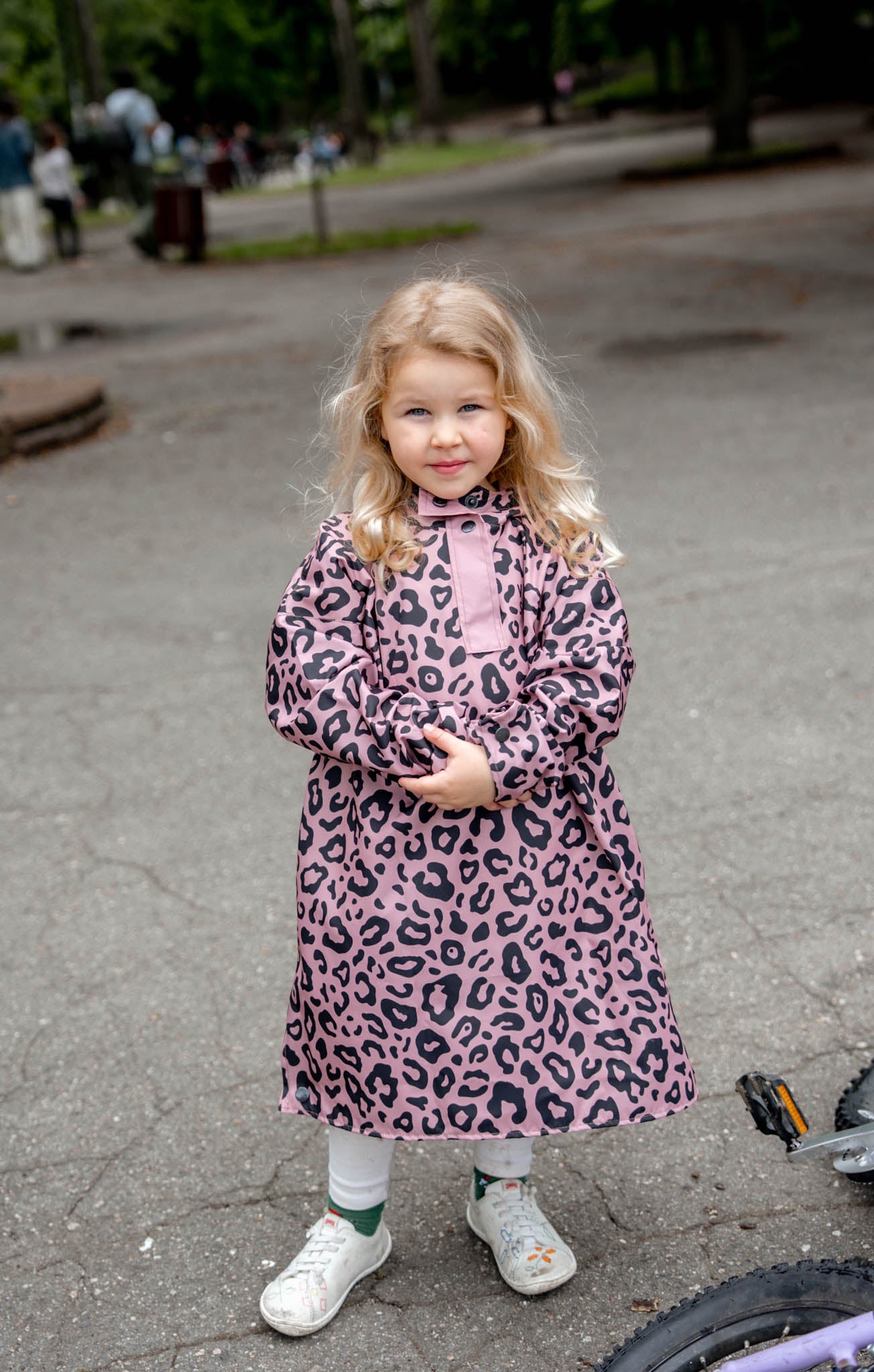 Детски дъждобран с леопардов принт