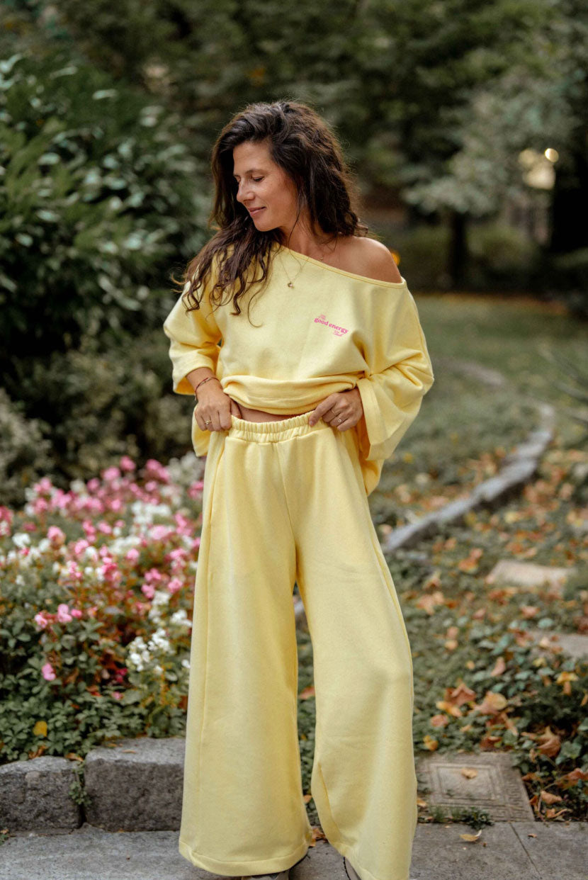 Жълт спортен панталон GOOD ENERGY