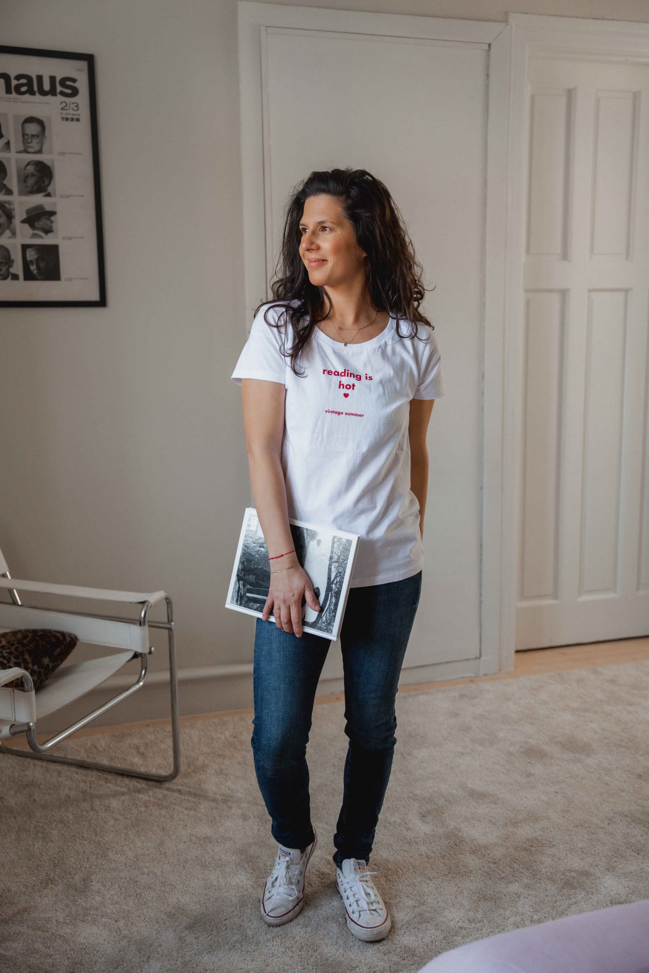 Бяла тениска Reading is Hot