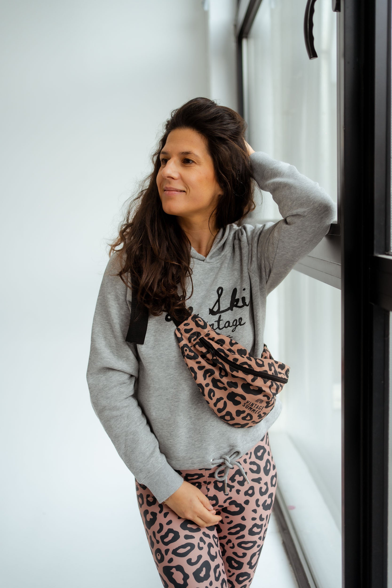 Сив суичър Le Ski с връзки