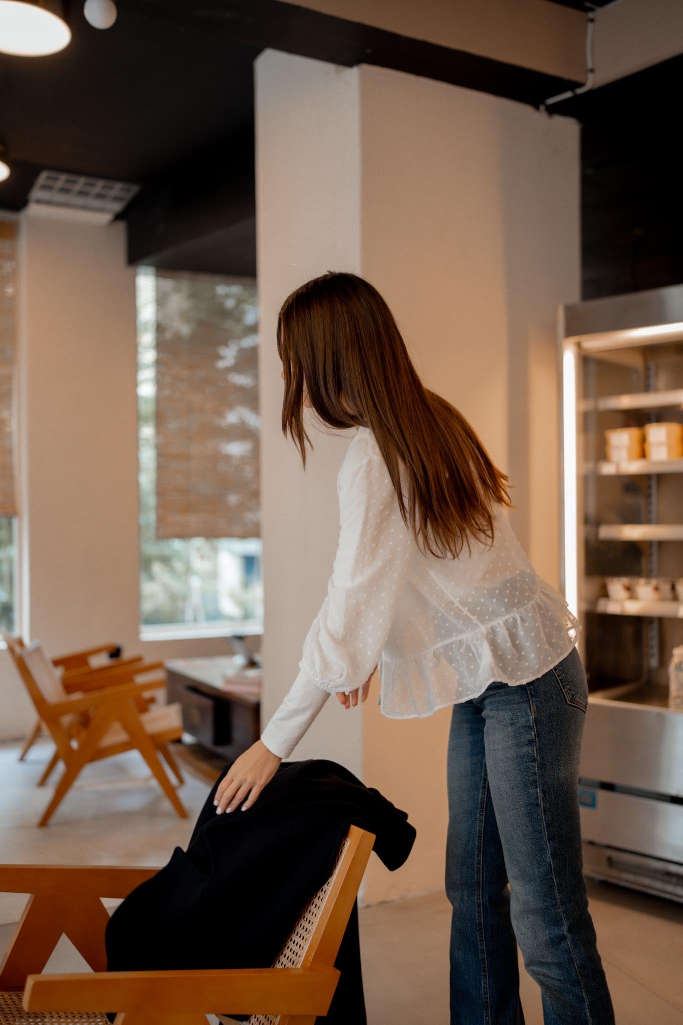 Бяла блуза с връзки RACHEL