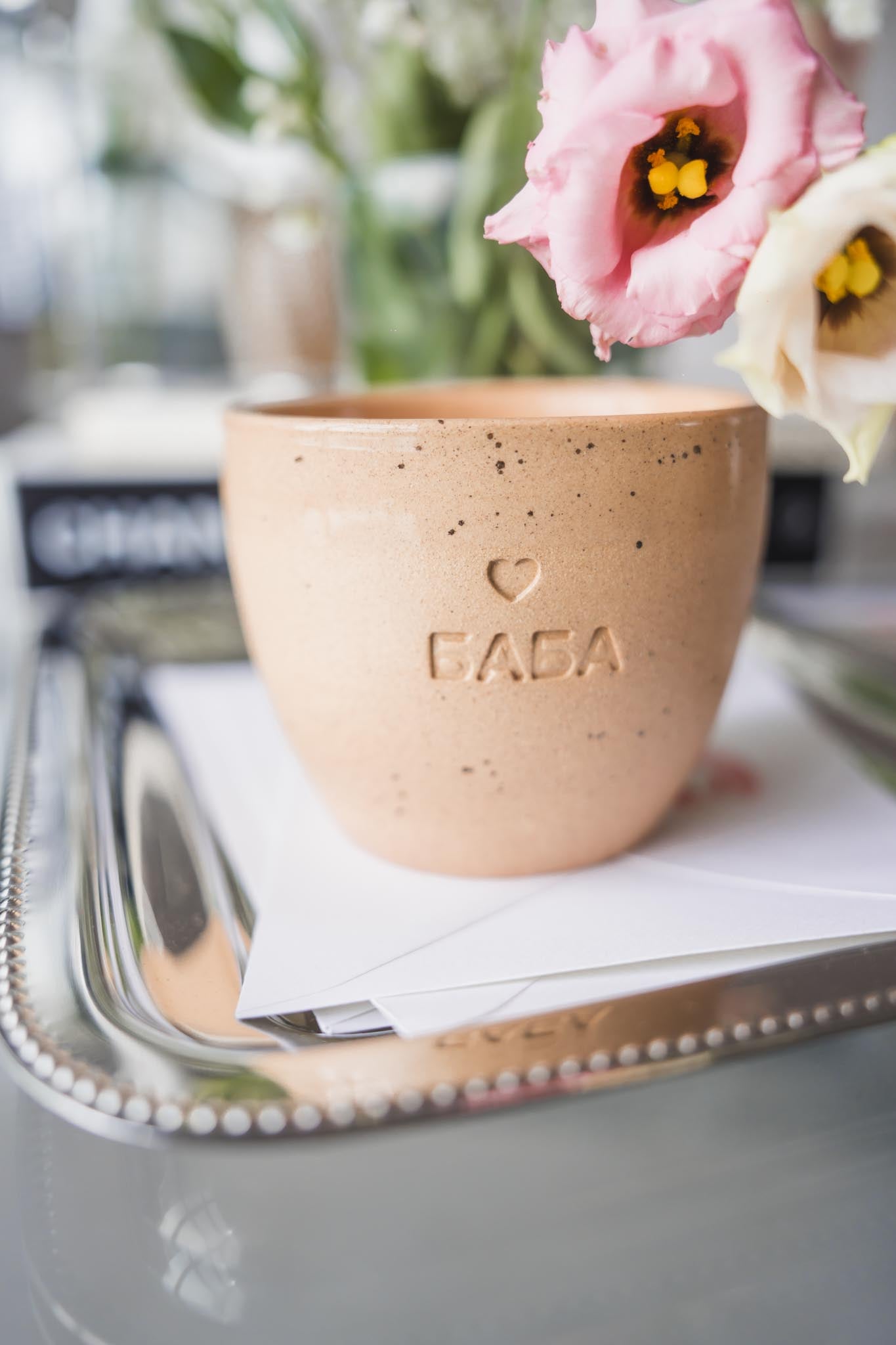 Ръчно изработена керамична чаша БАБА