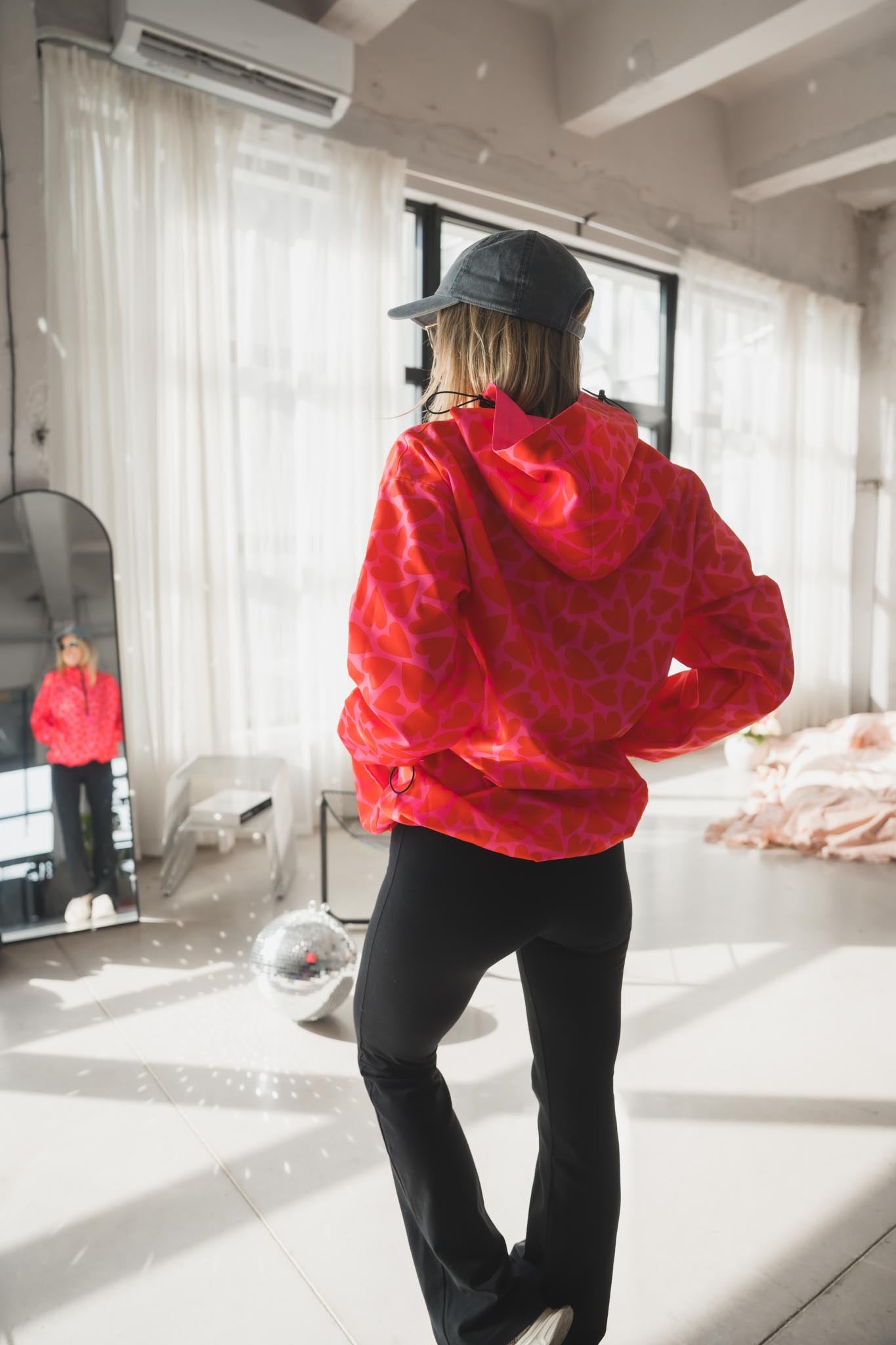 Спортно водоустойчиво яке на сърца Heart Vibes