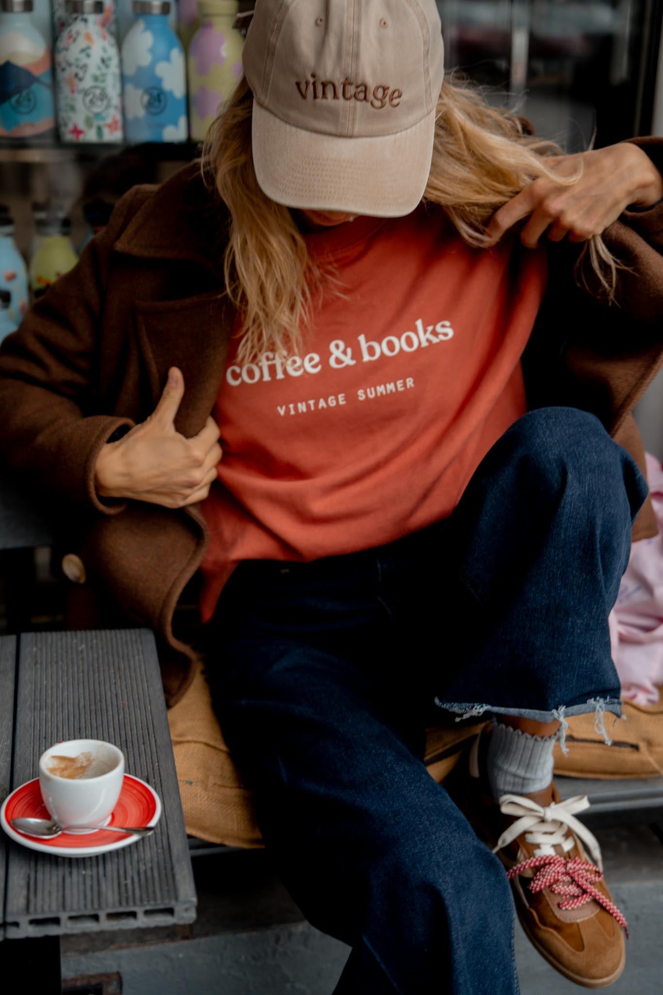 Керемидена блуза Coffee & Books