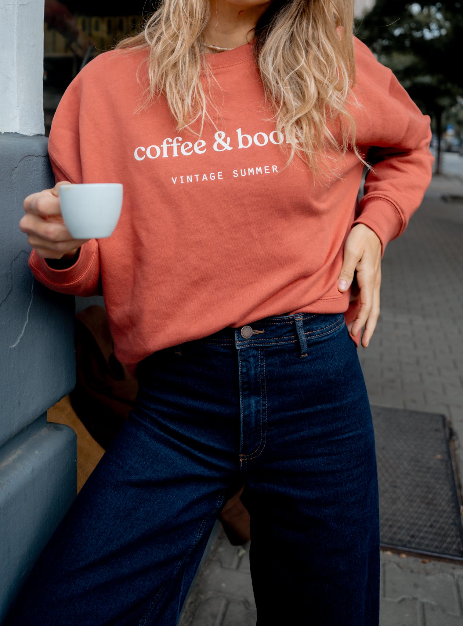 Керемидена блуза Coffee & Books