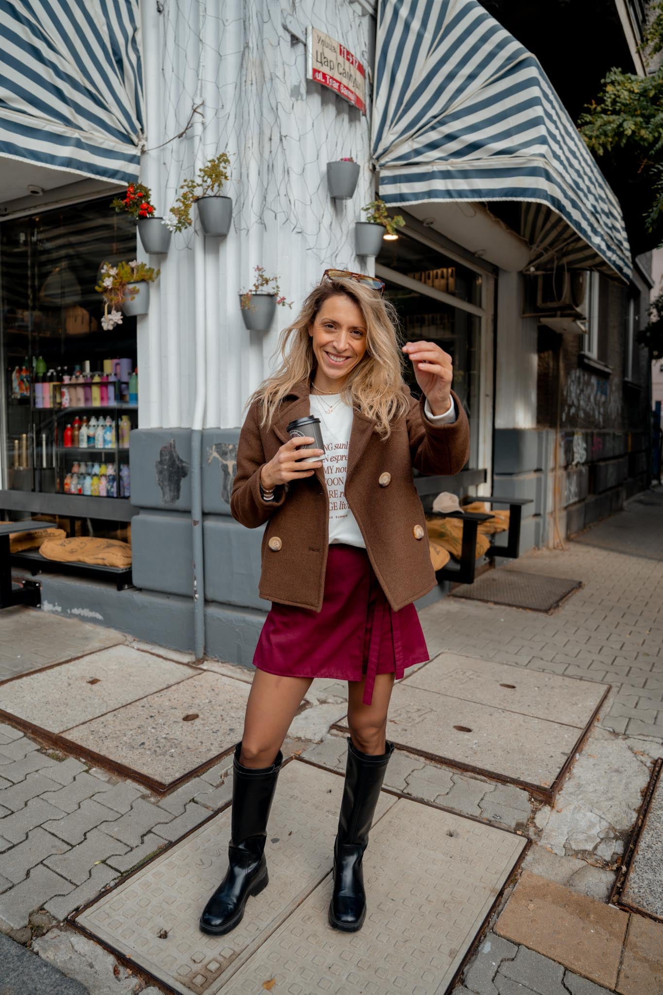 Къса бордо пола панталонки тип скорт Scarlett