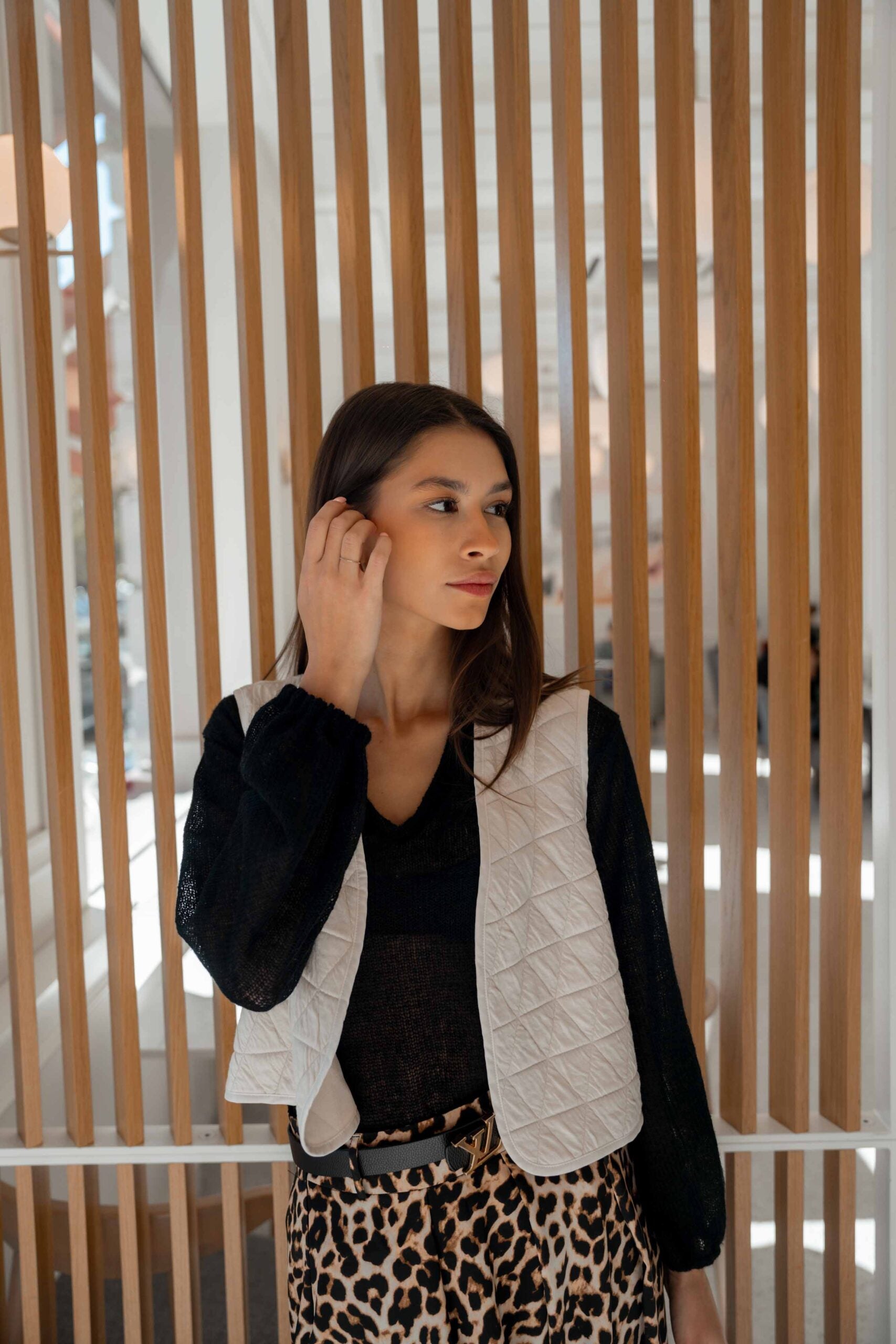 Капитониран елек GLORIA