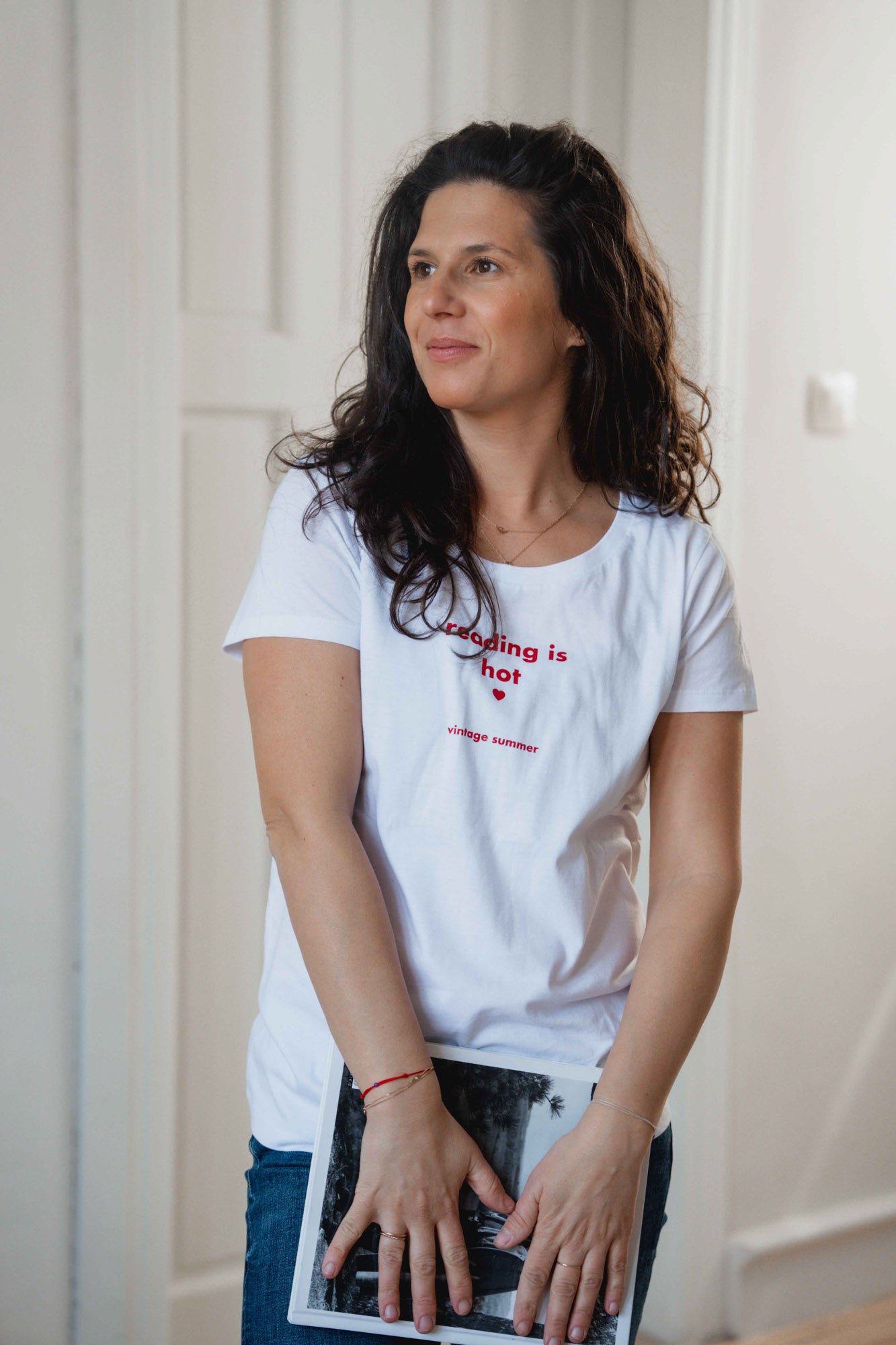 Бяла тениска Reading is Hot