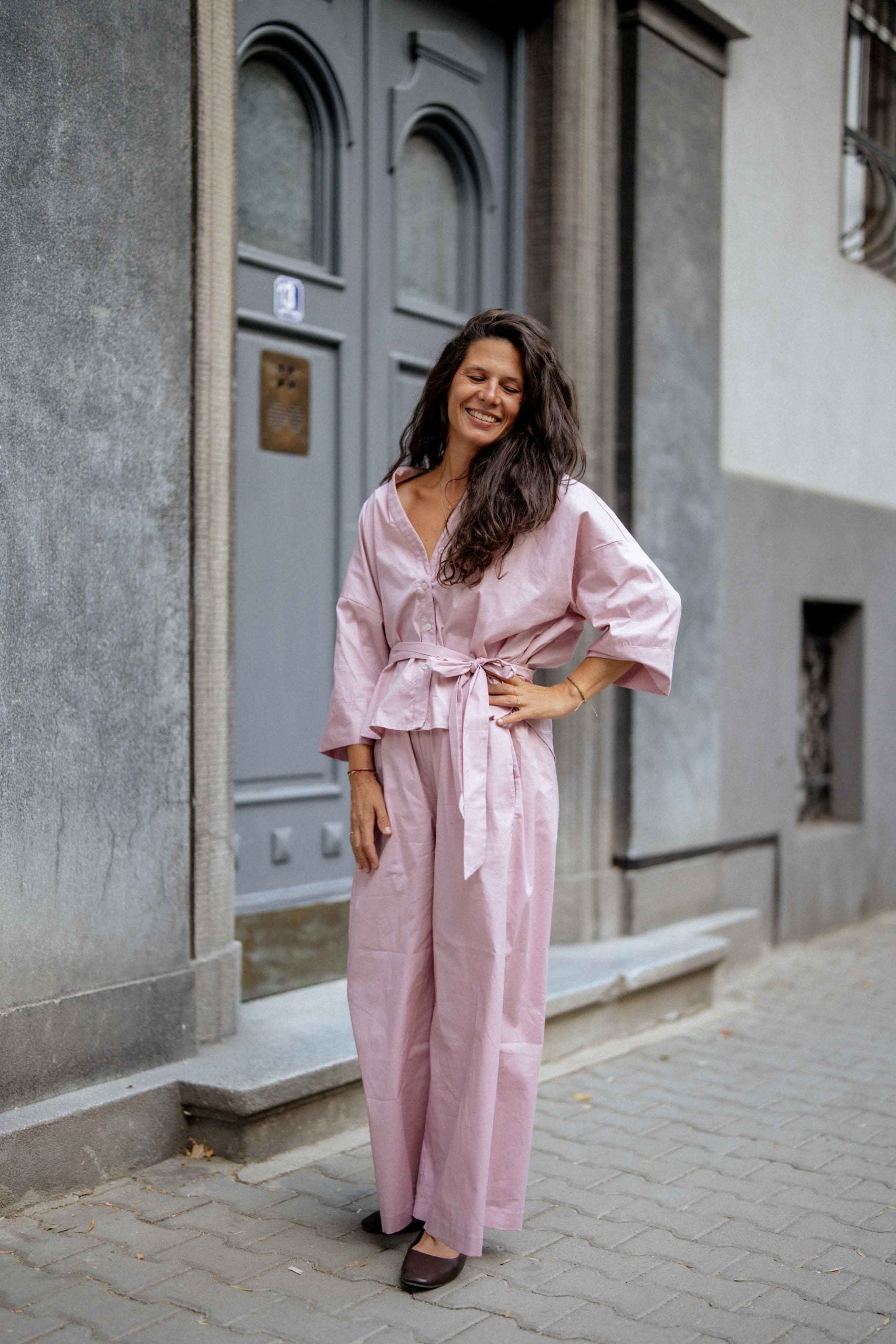 Розов комплект с панталон и риза RUBY