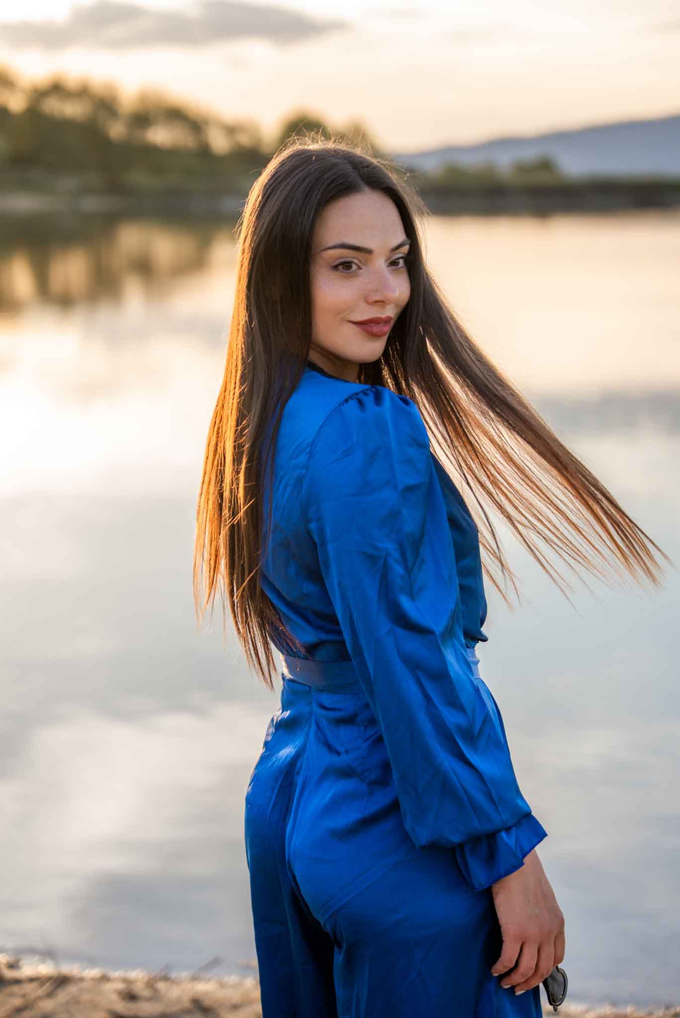 Дълъг гащеризон YVETTE от сатен