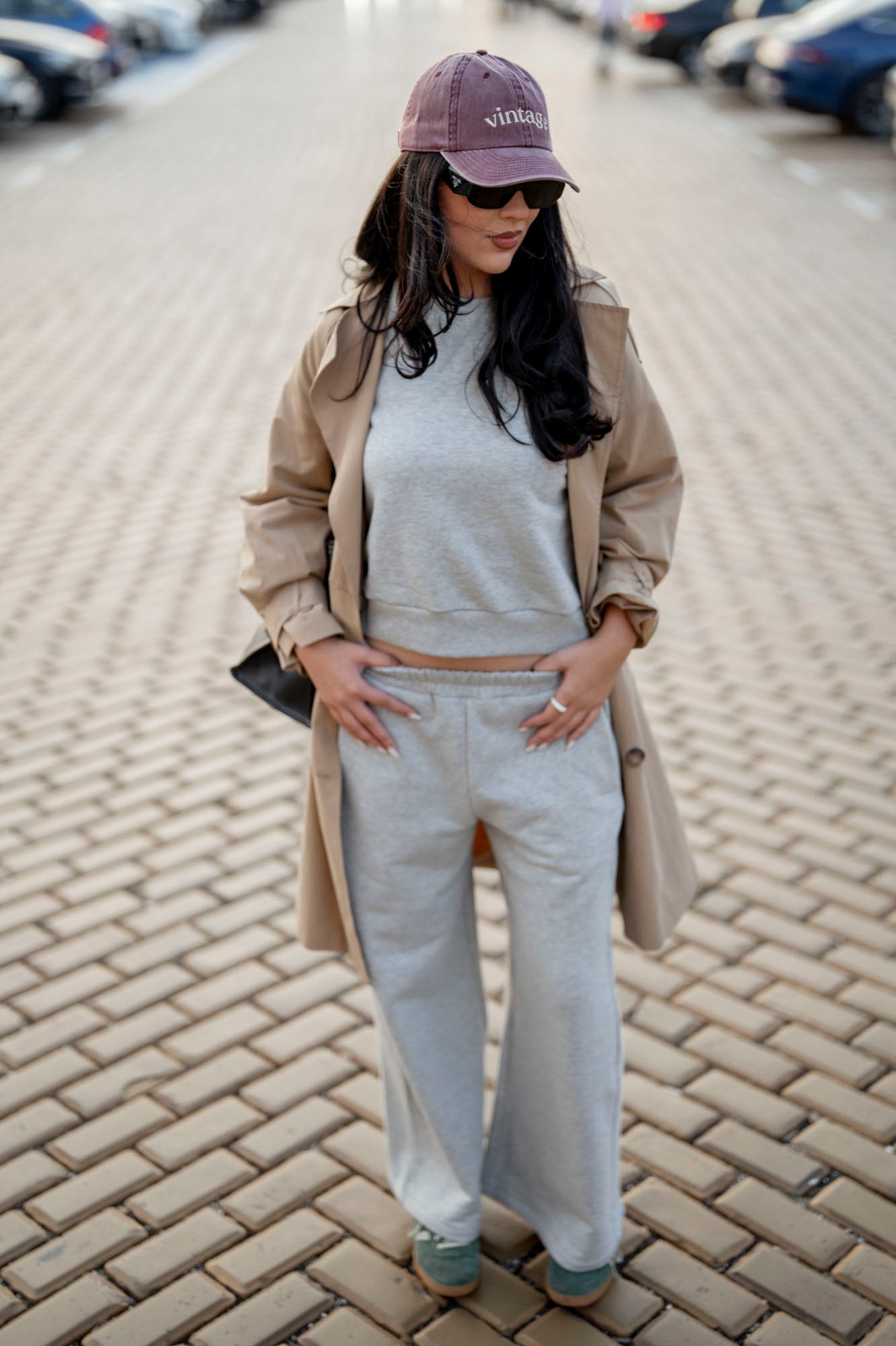 Спортен панталон в светло сиво STONE