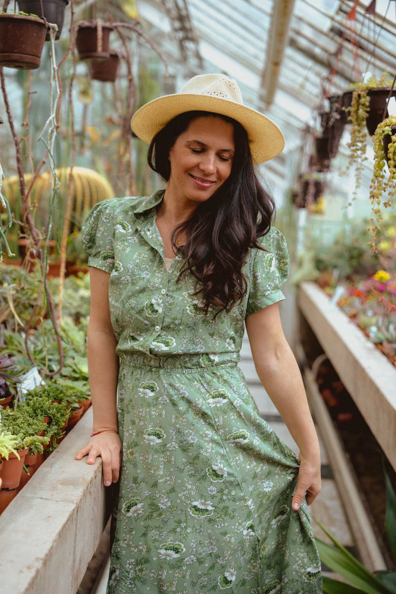 Дълга зелена рокля на цвeтя IRIS