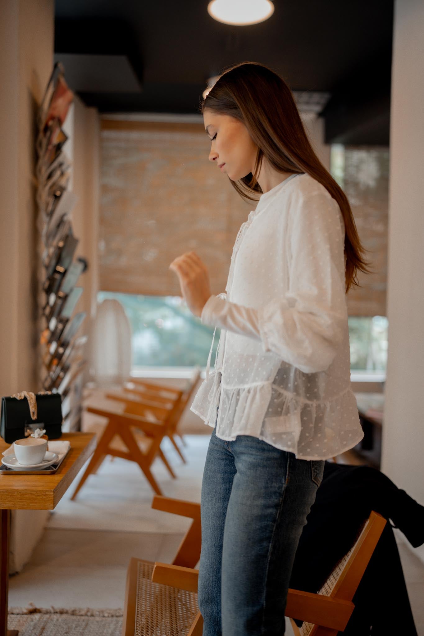 Бяла блуза с връзки RACHEL