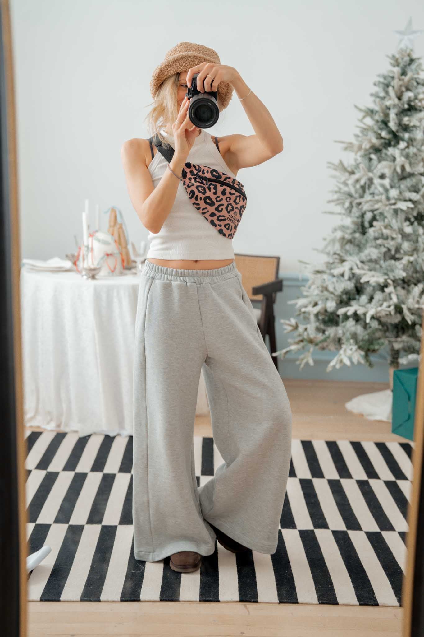 Спортен панталон в светло сиво STONE