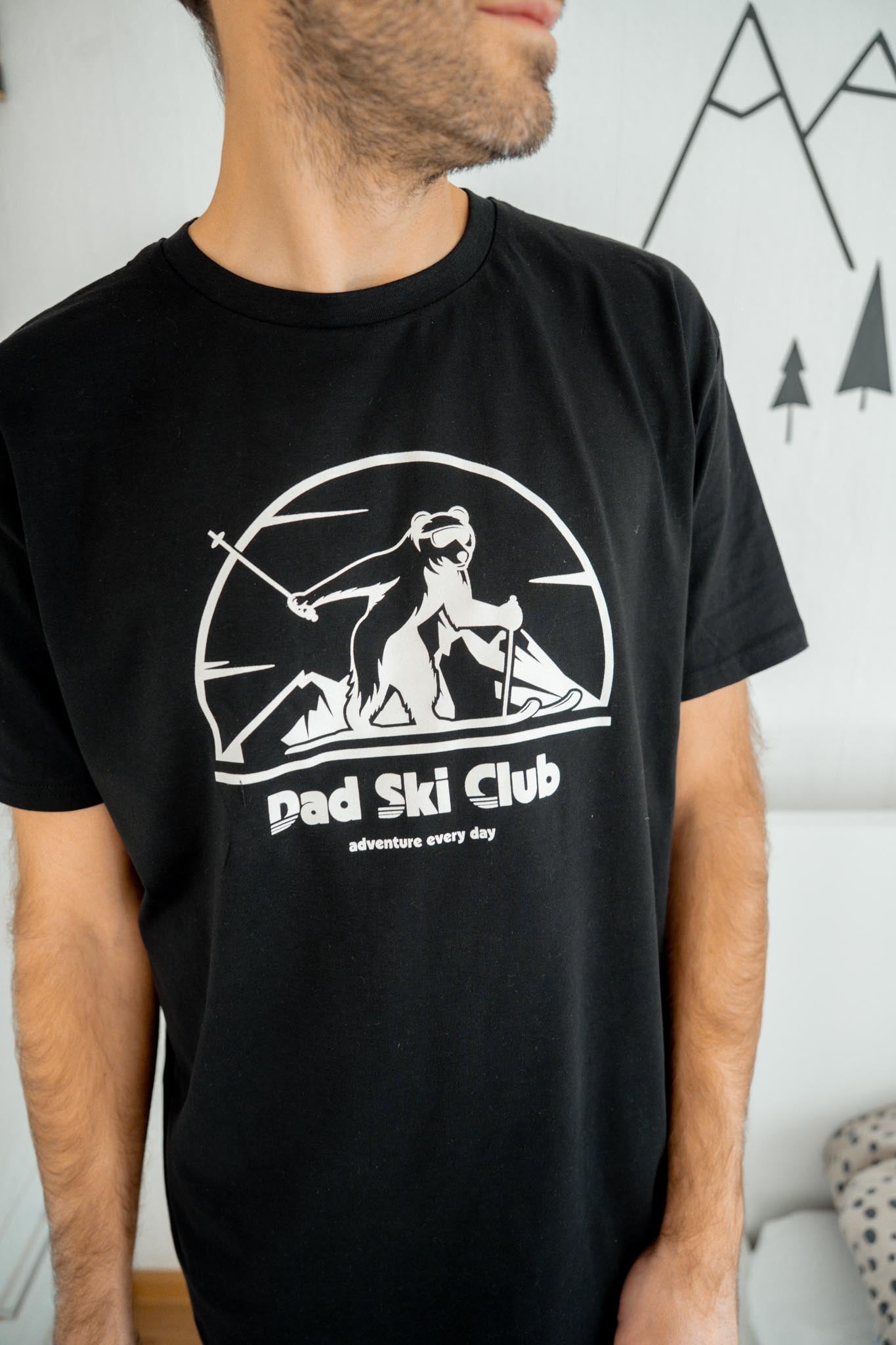 Мъжка черна тениска DAD SKI CLUB