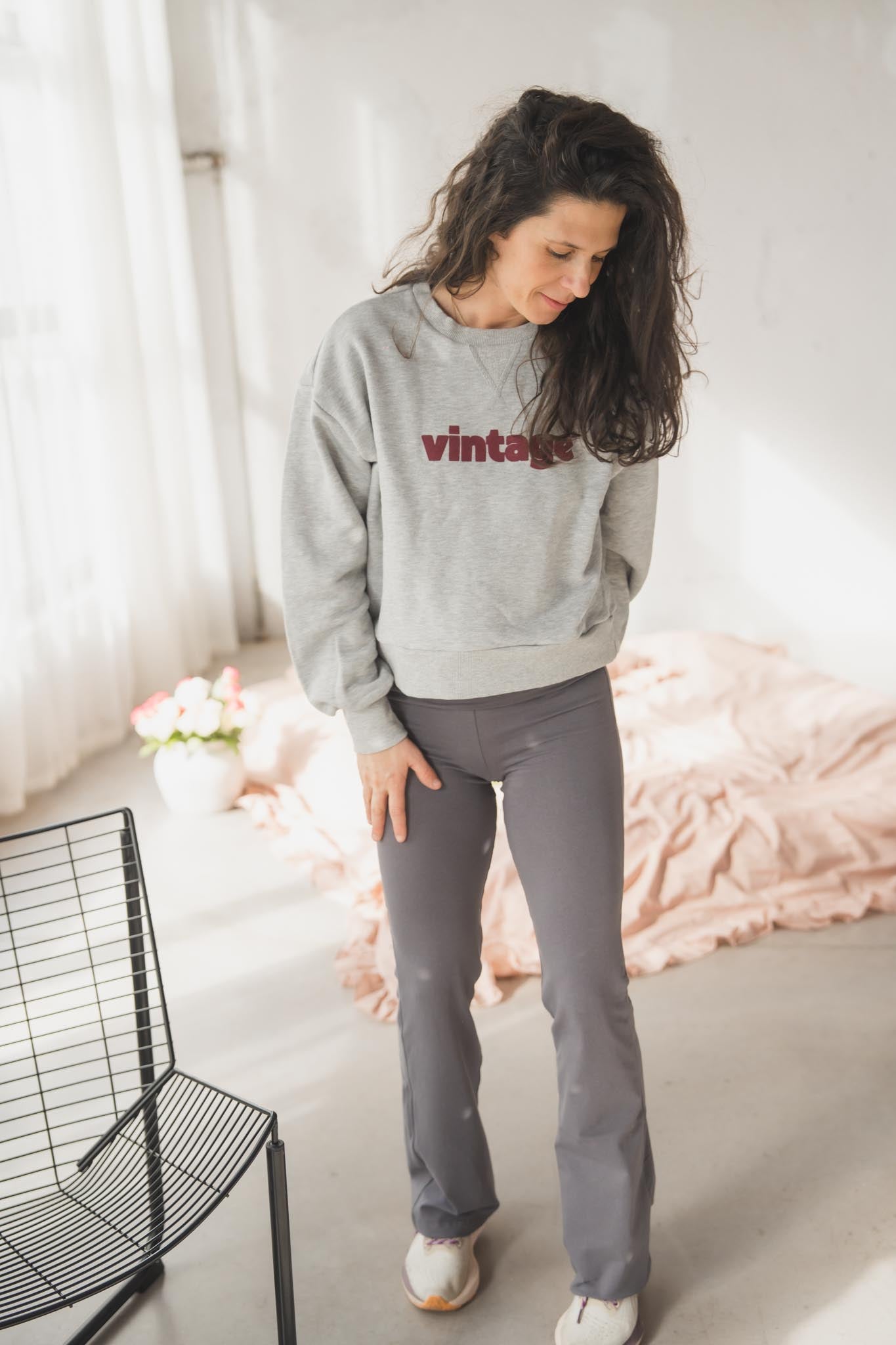 Широка блуза в светло сиво VINTAGE