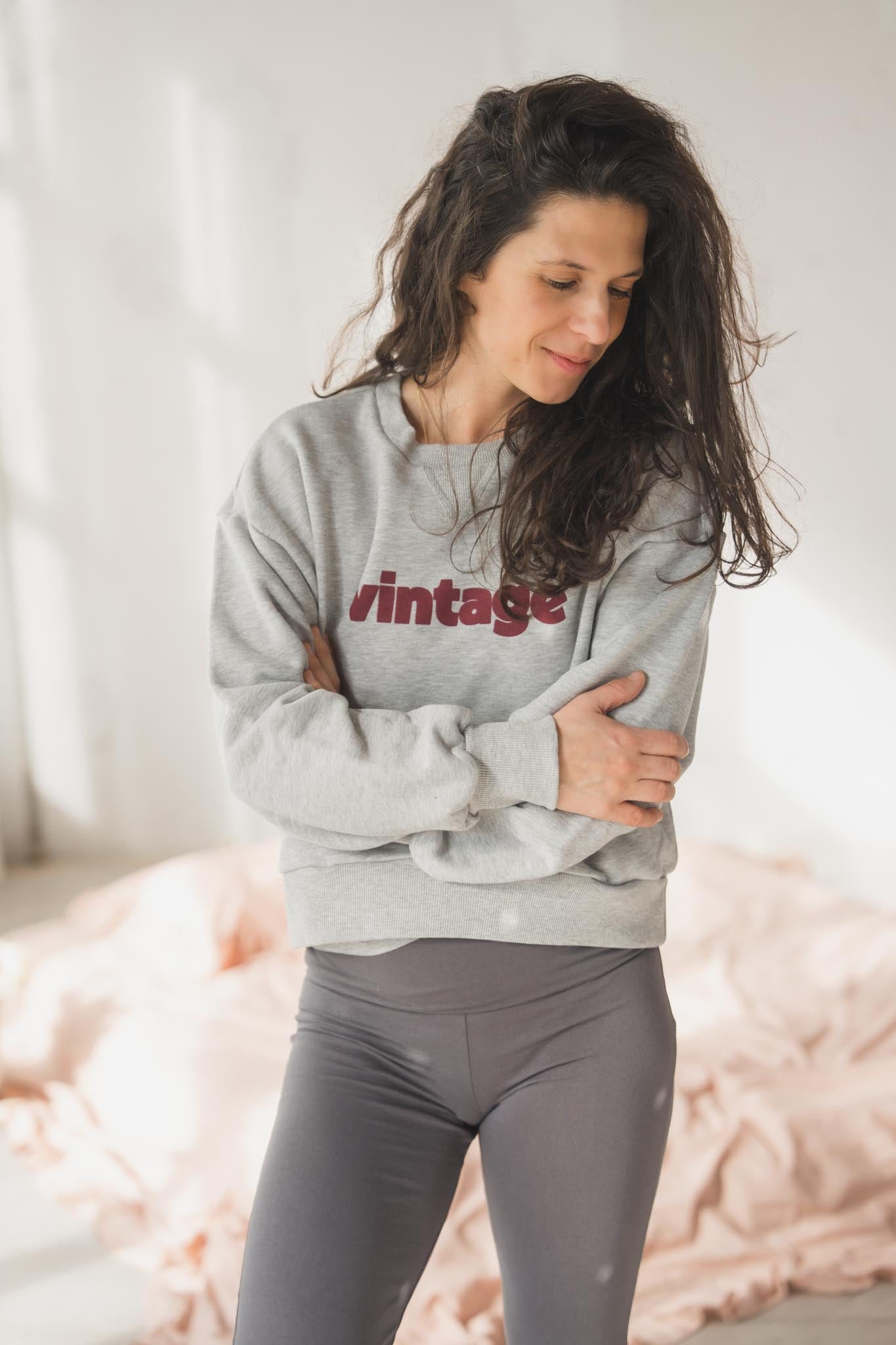 Широка блуза в светло сиво VINTAGE