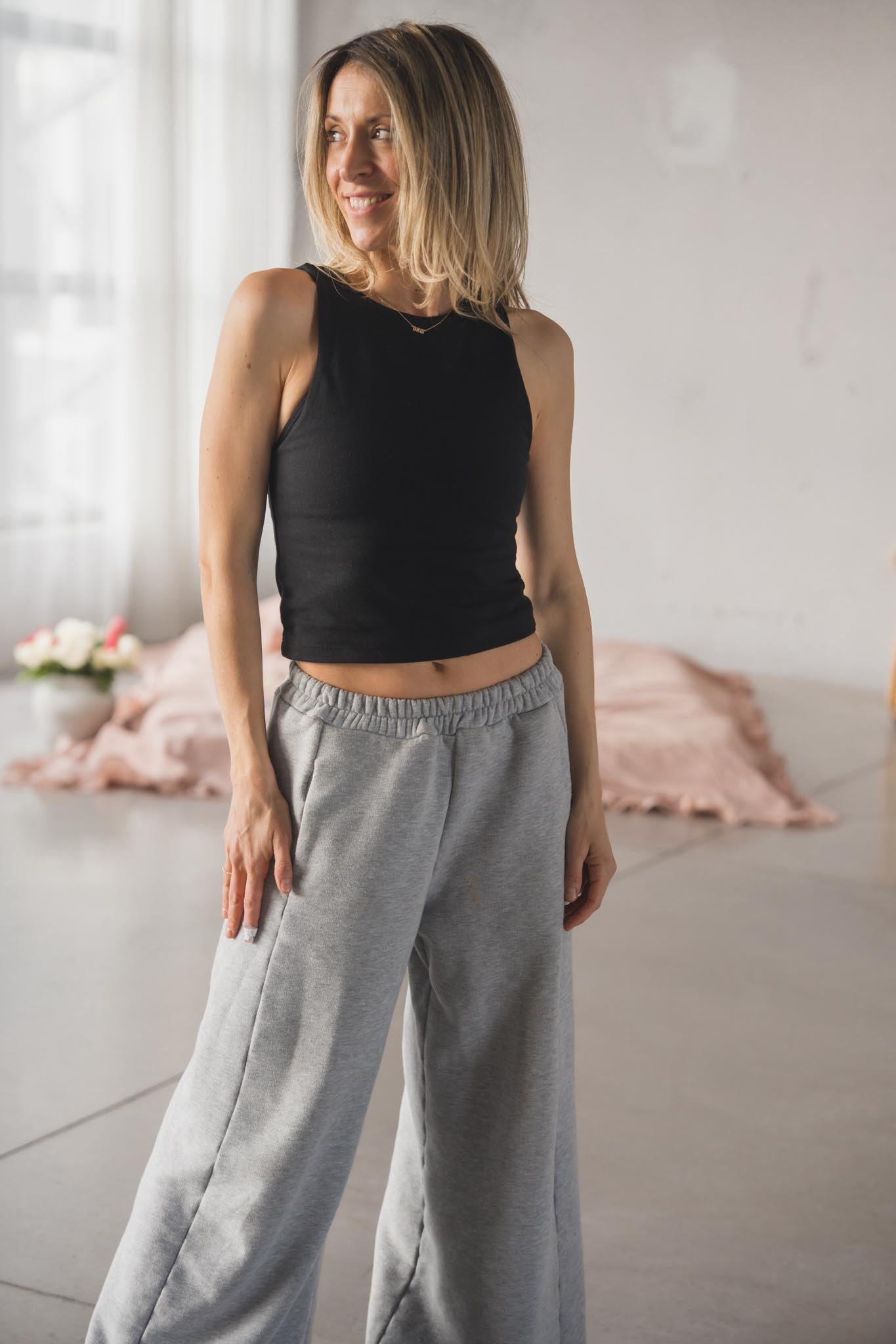 Pre-order: Минималистичен черен топ MIDNIGHT WHISPER