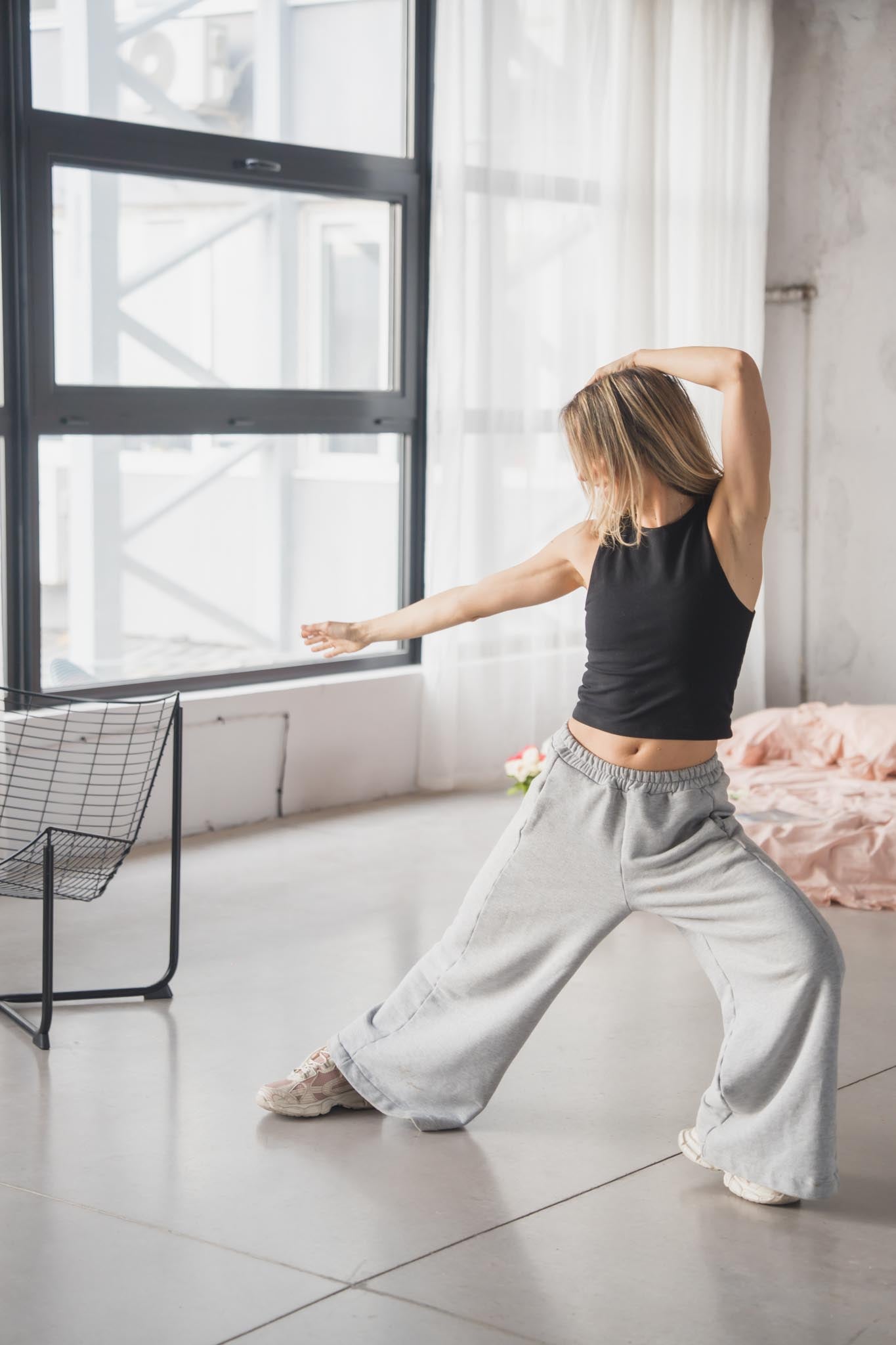 Pre-order: Минималистичен черен топ MIDNIGHT WHISPER