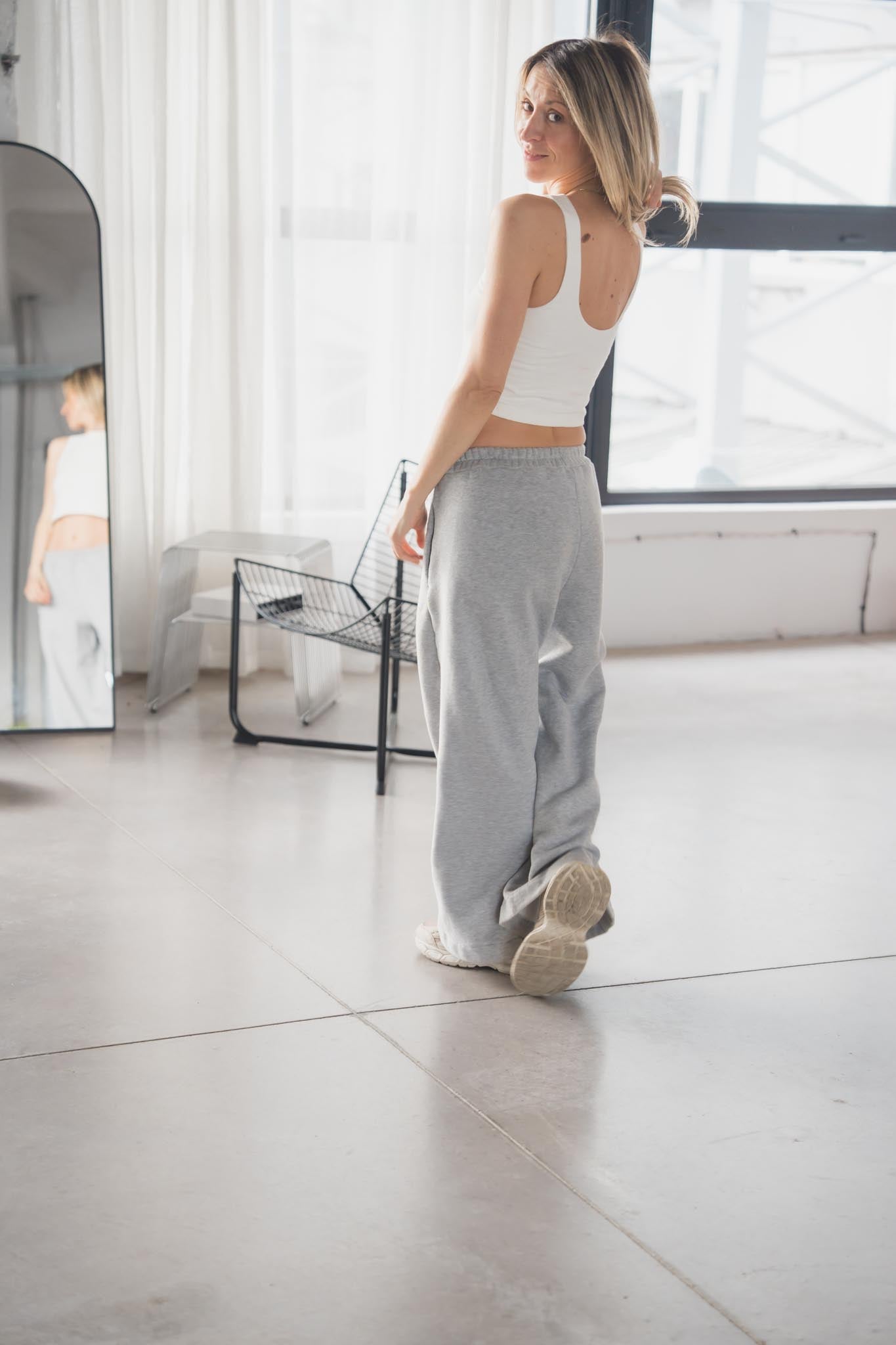 Pre-order: Минималистичен бял топ CLOUD DANCER